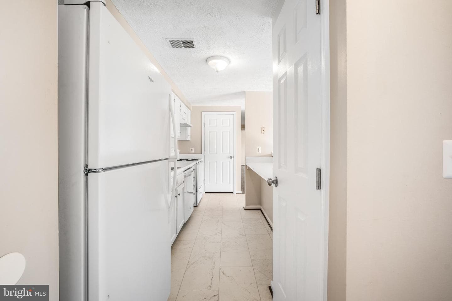 17060 Capri Lane #304 photo 6