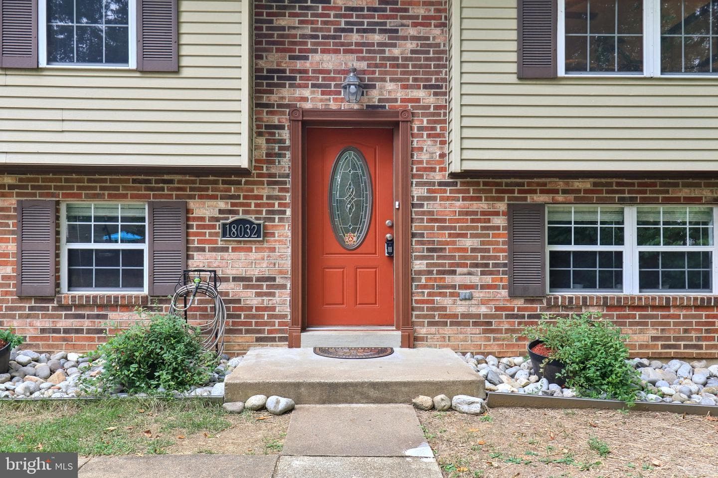 18032 Tebbs Lane photo 4