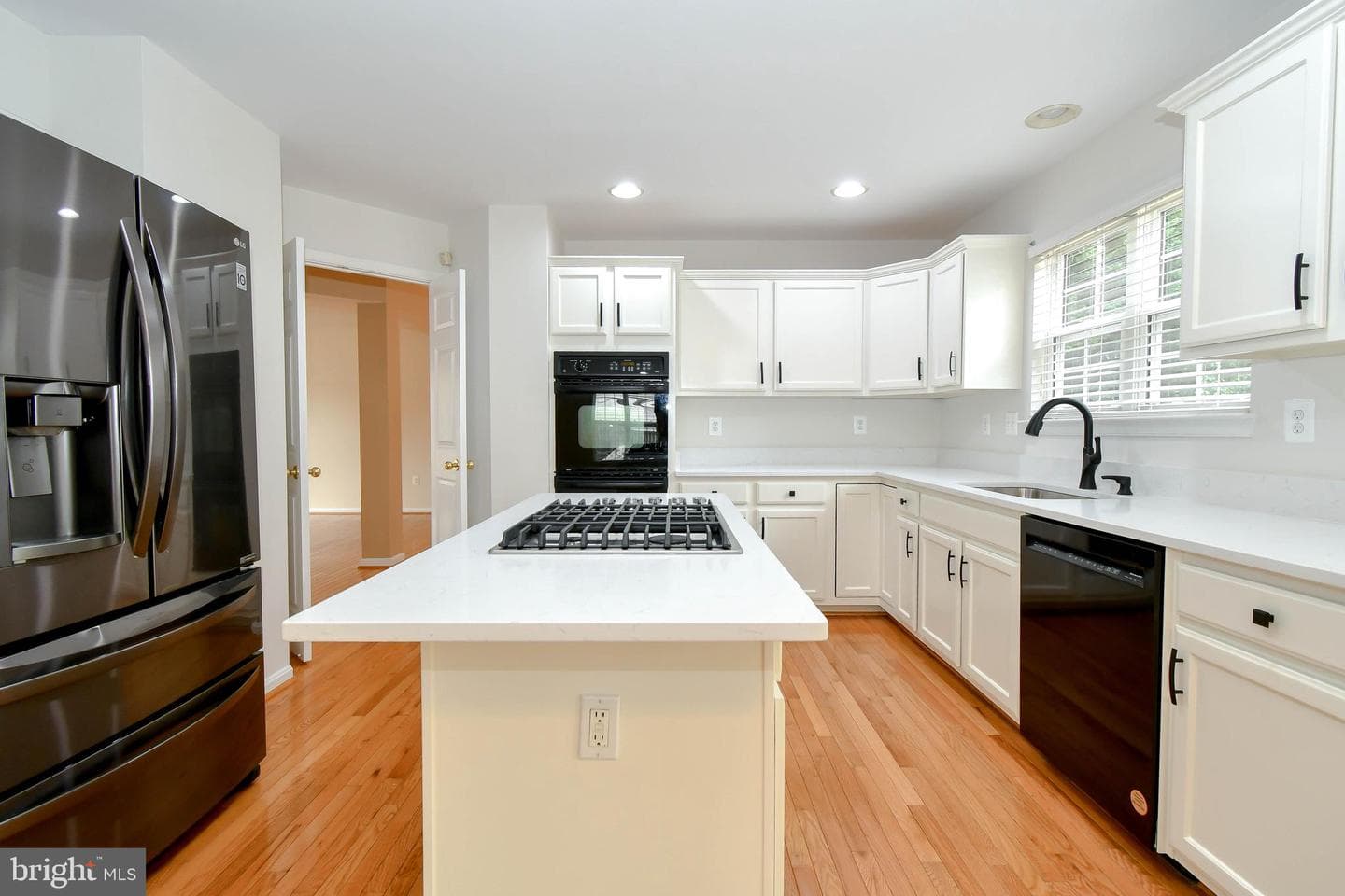 9179 Weathersfield Drive photo 10