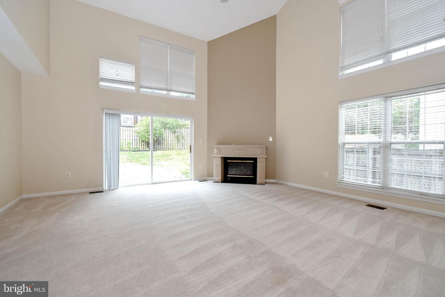 9179 Weathersfield Drive photo 19