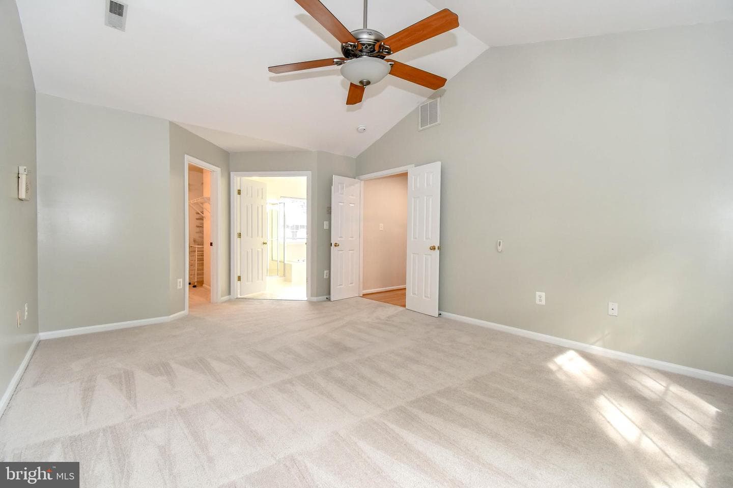 9179 Weathersfield Drive photo 27