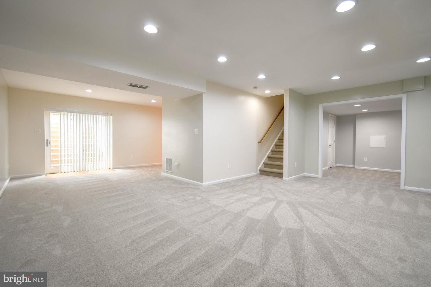 9179 Weathersfield Drive photo 40