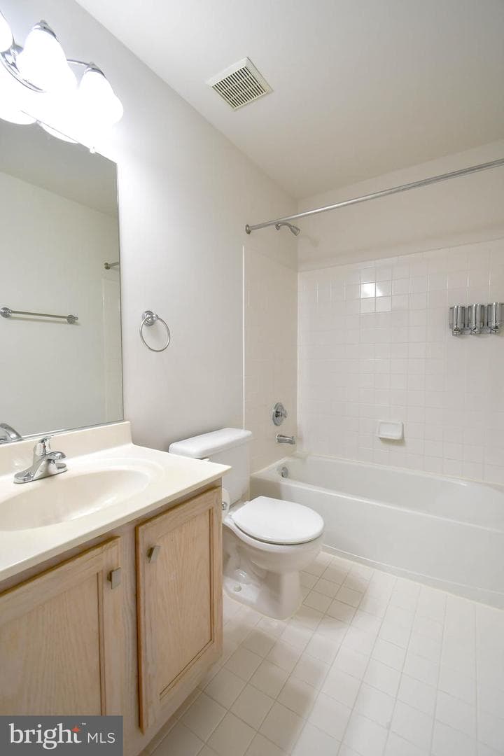 9179 Weathersfield Drive photo 45