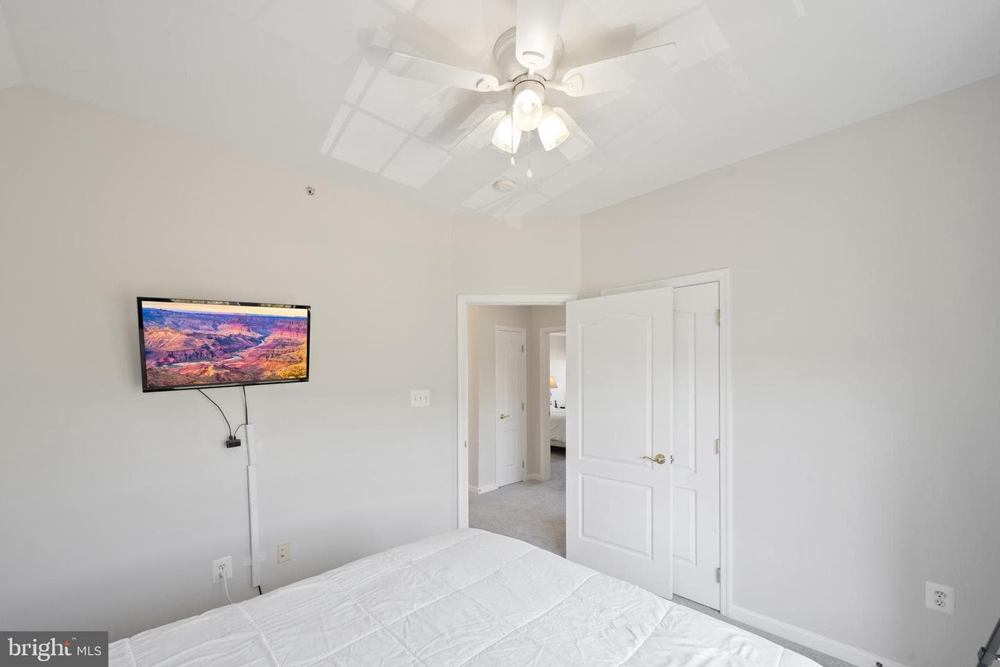 7137 Little Thames Drive photo 30