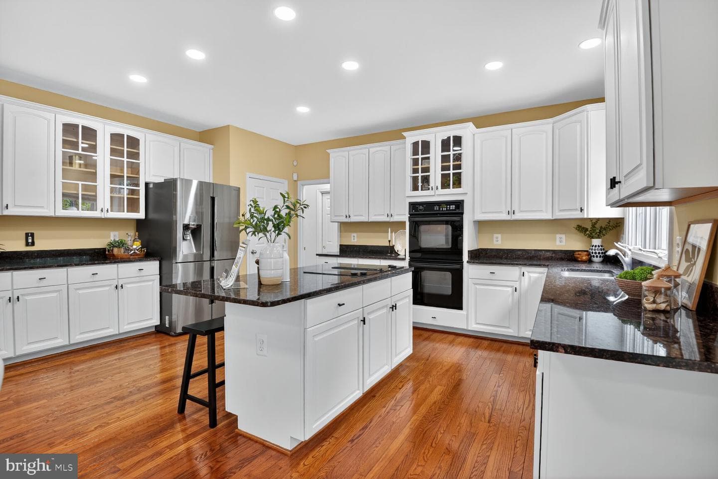 6233 Alistair Drive photo 16