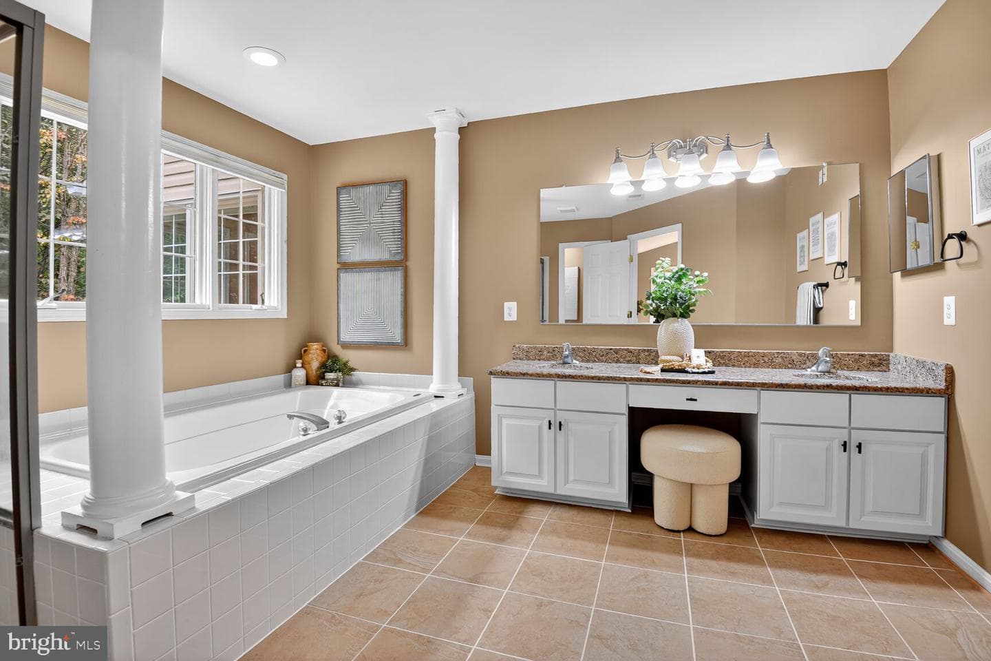 6233 Alistair Drive photo 34