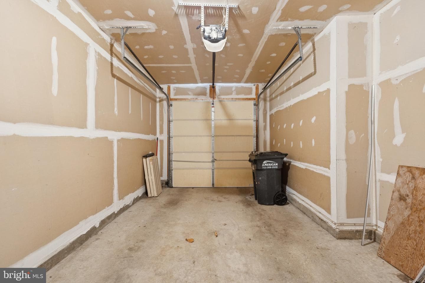 2576 Eastbourne Drive photo 37