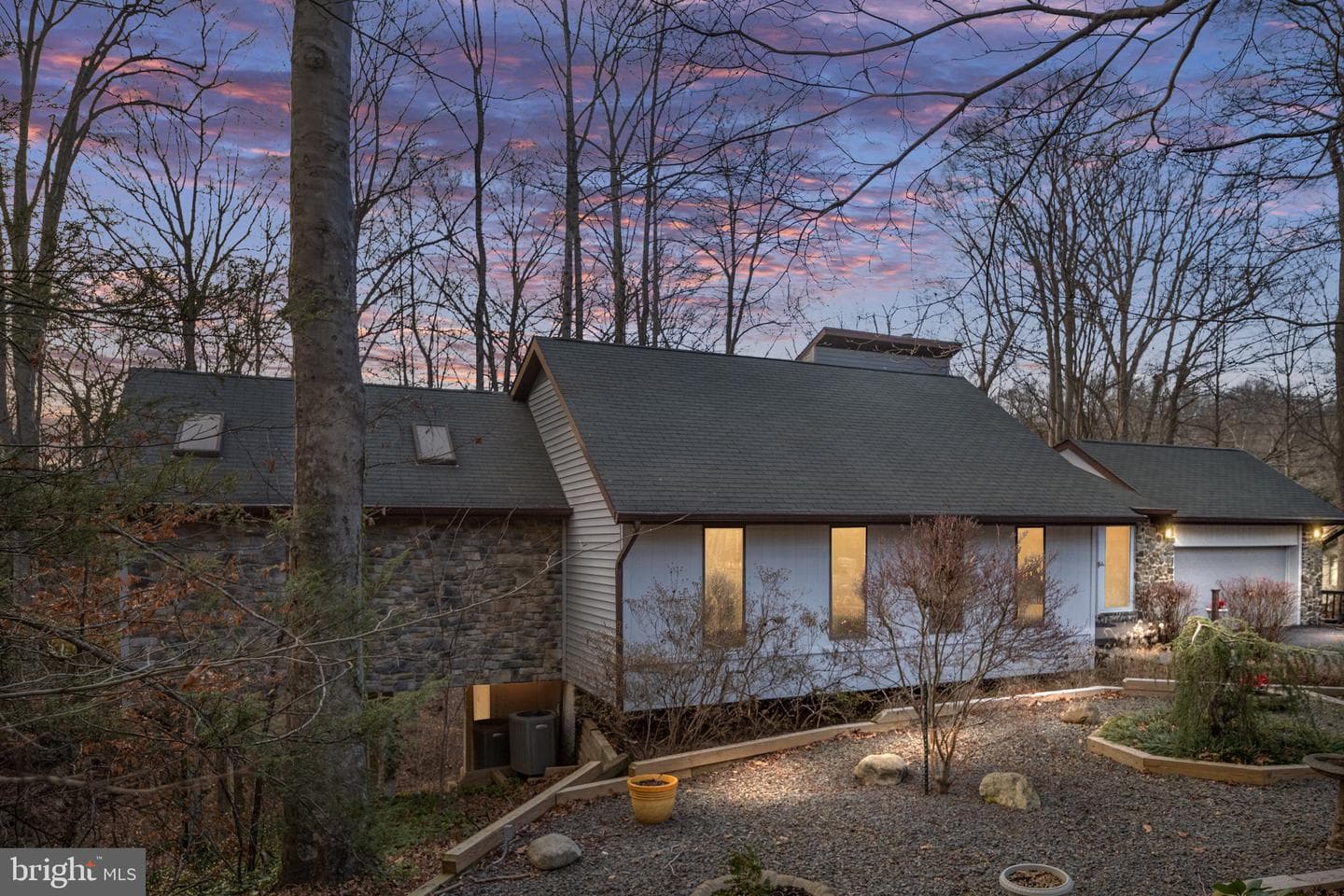 6207 Possum Trot Court photo 3