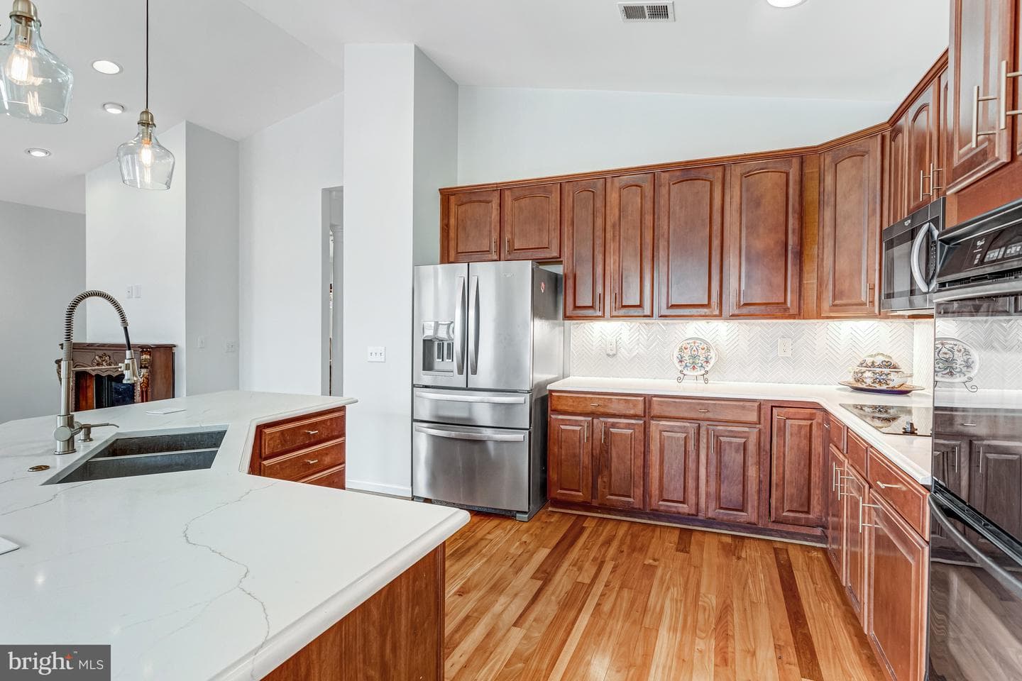 16453 Sparkling Brook Loop photo 10