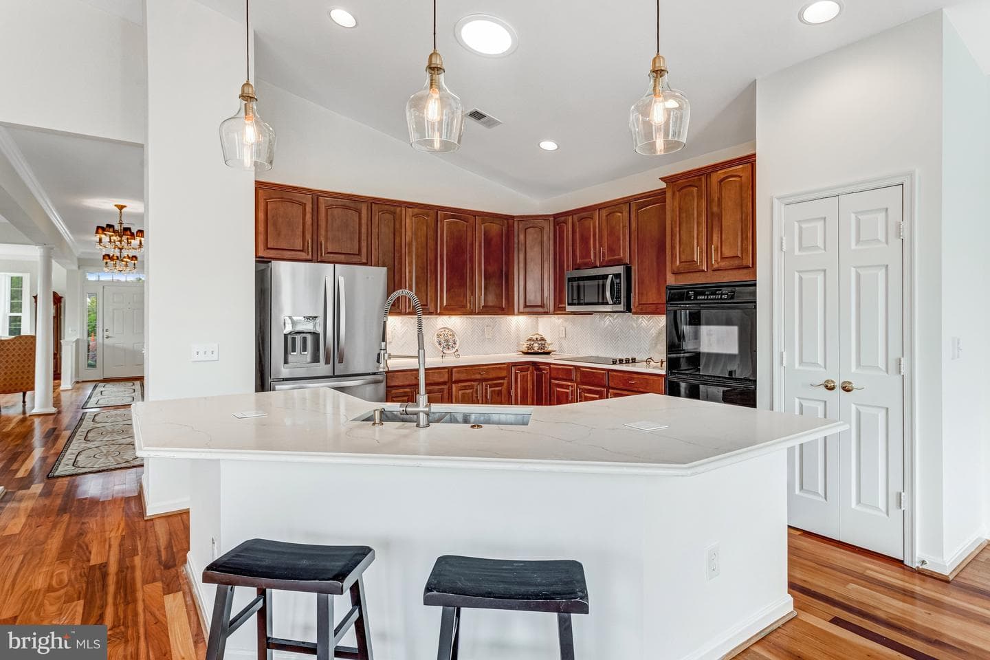 16453 Sparkling Brook Loop photo 8