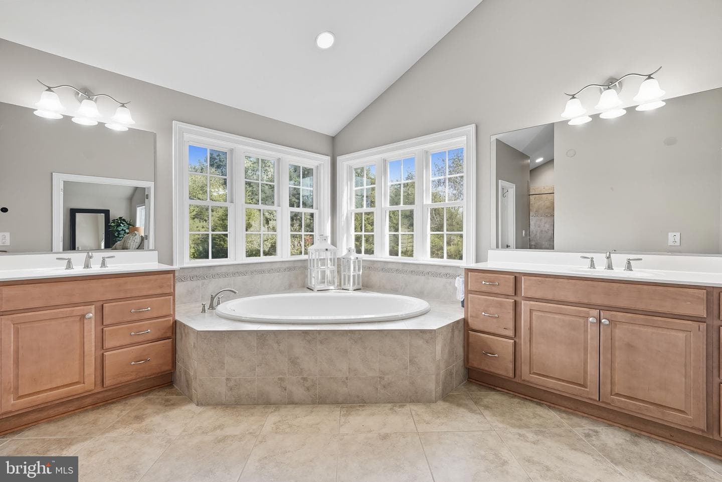 10004 Windy Hill Drive photo 16