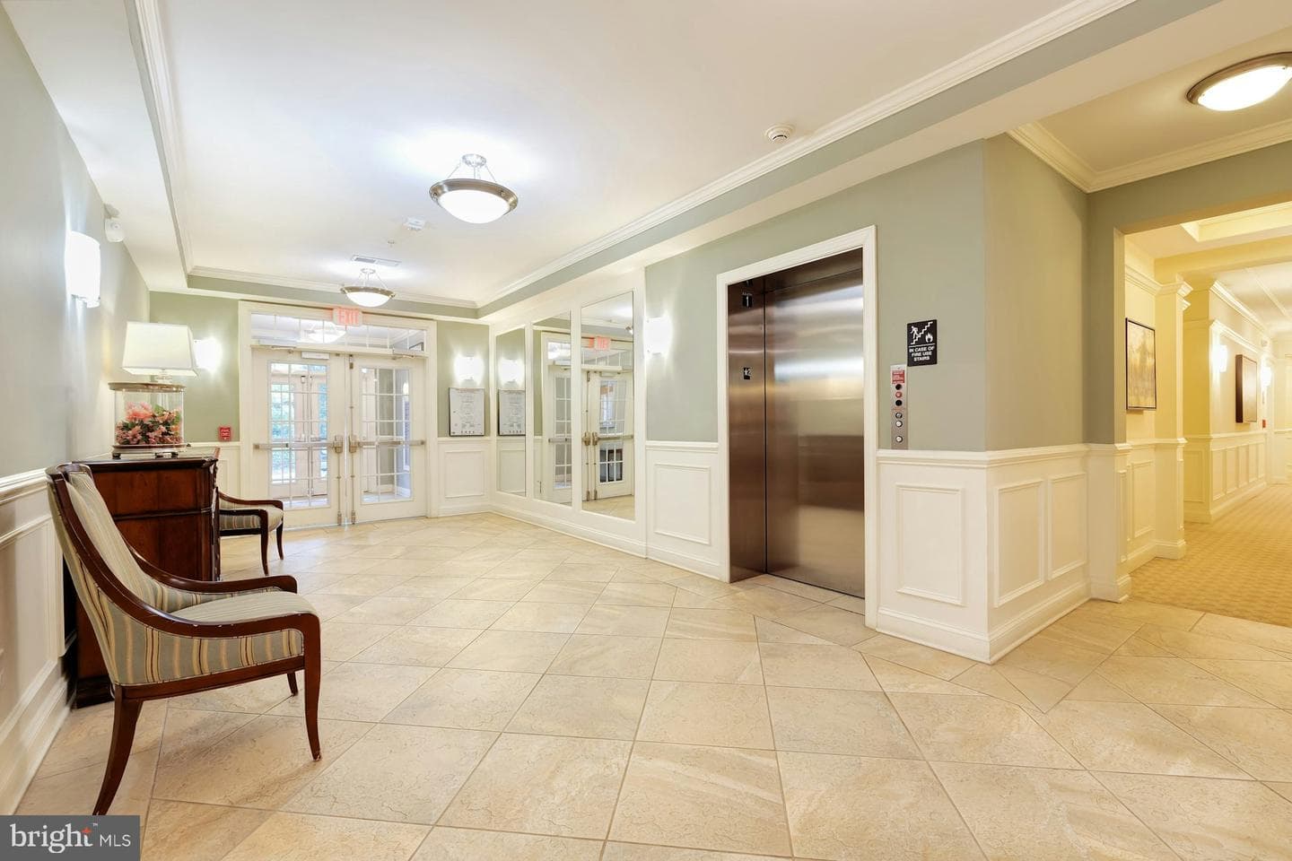 15211 Royal Crest Drive #405 photo 5