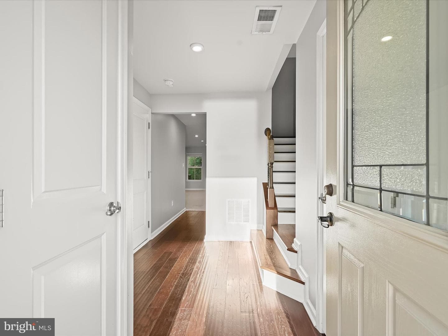 10661 Hinton Way photo 3