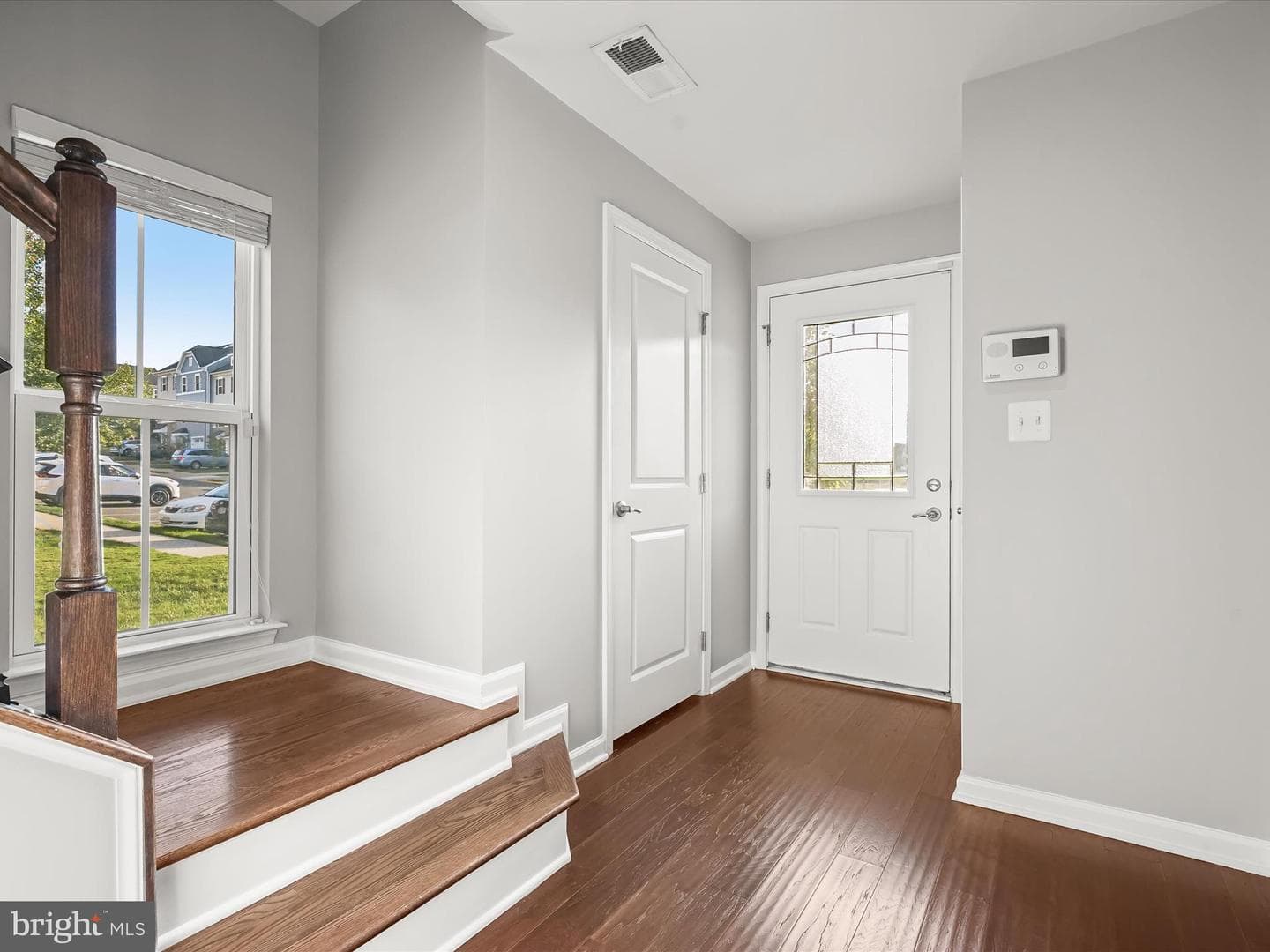 10661 Hinton Way photo 4