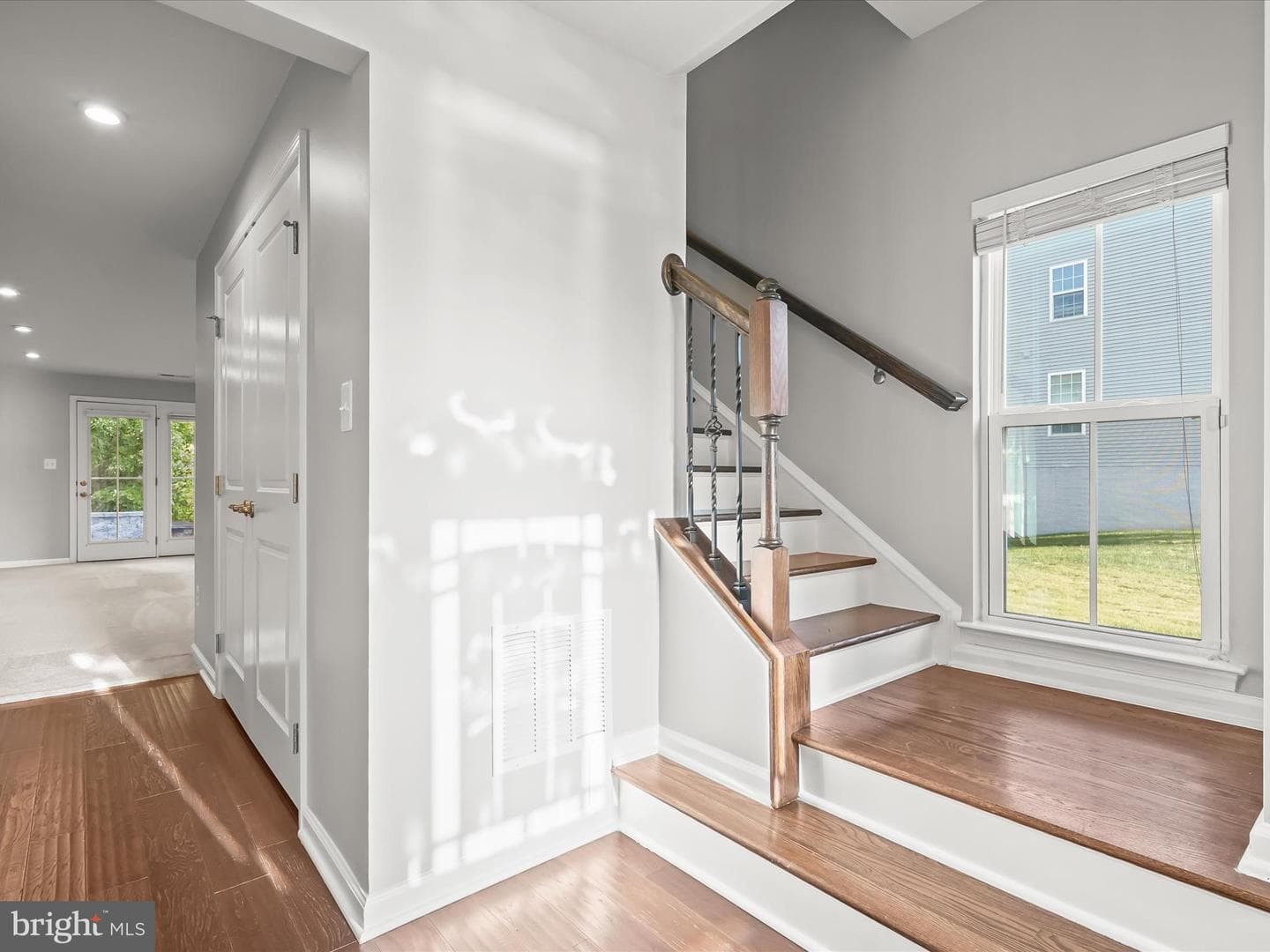 10661 Hinton Way photo 5