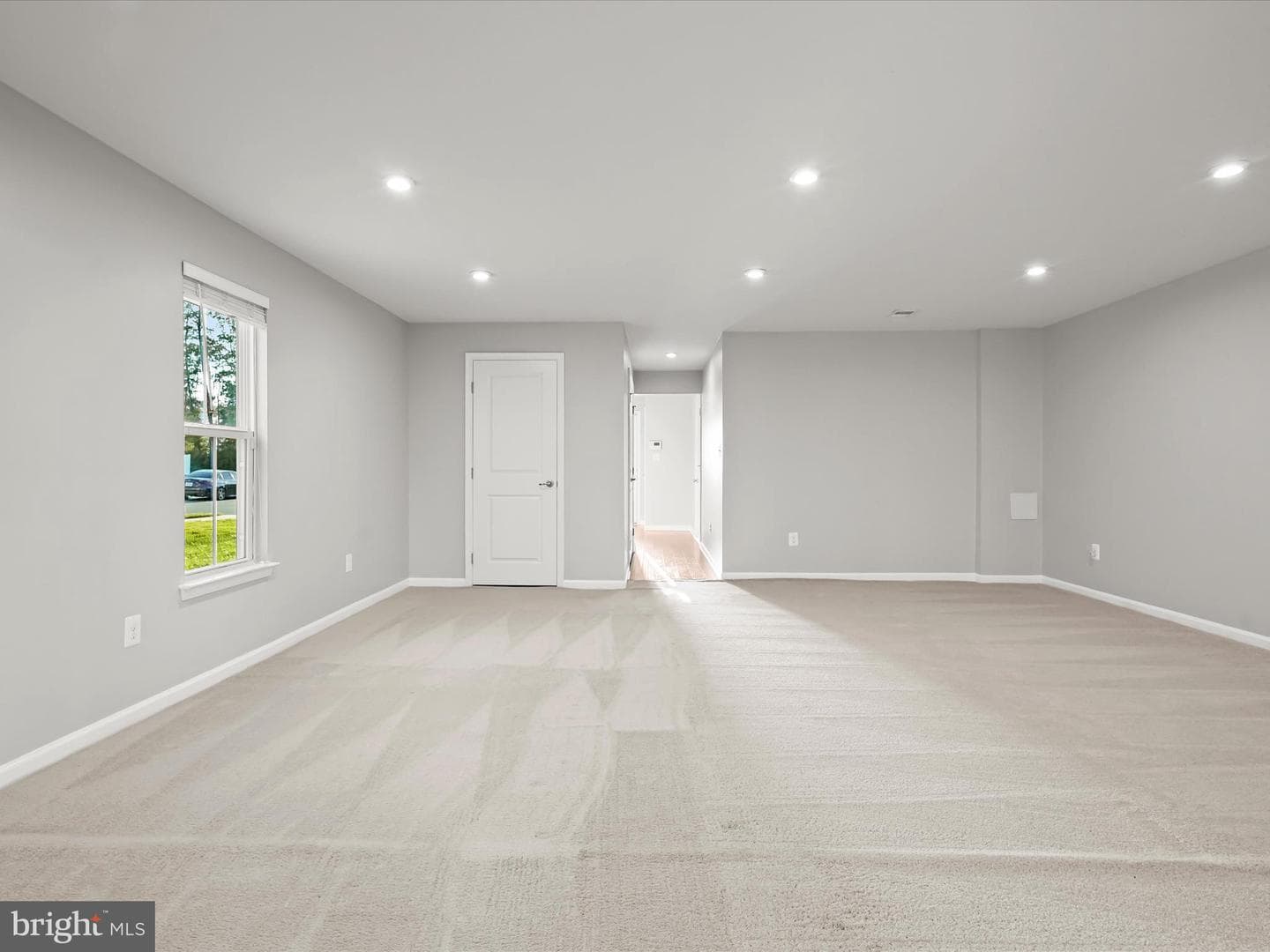 10661 Hinton Way photo 8