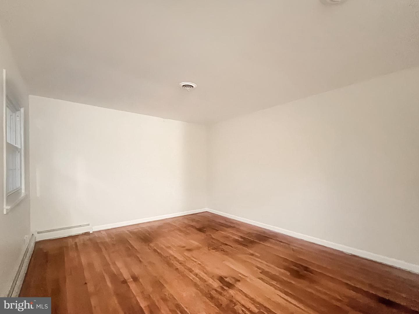14550 Eastman Street photo 21