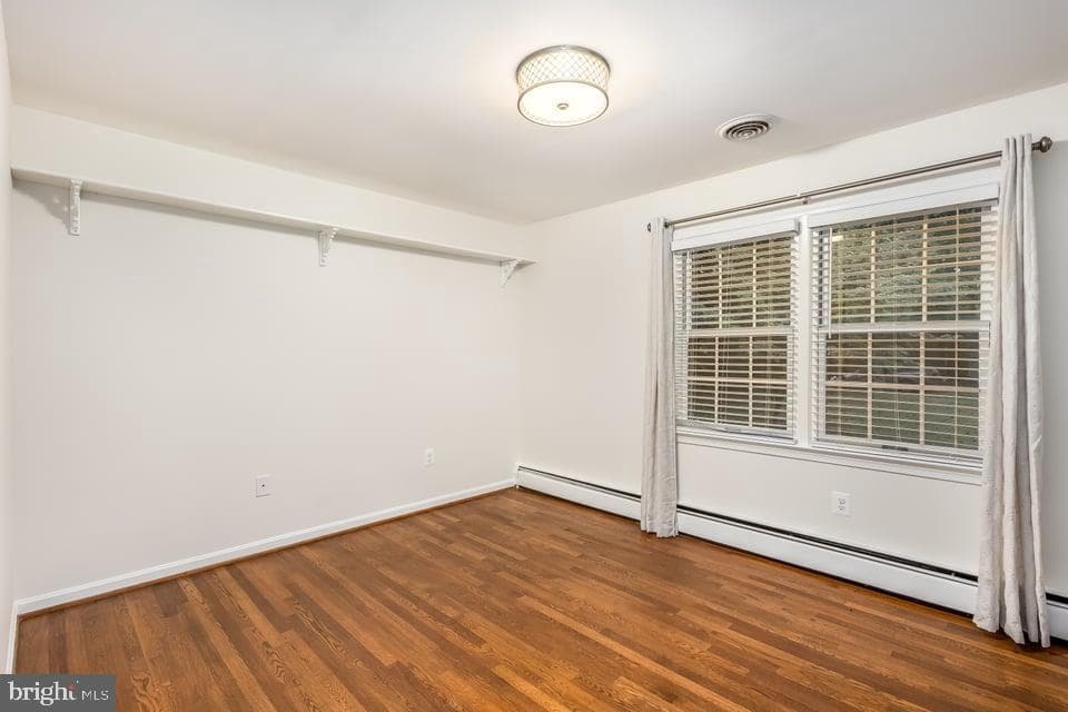 8126 Blandsford Drive photo 17