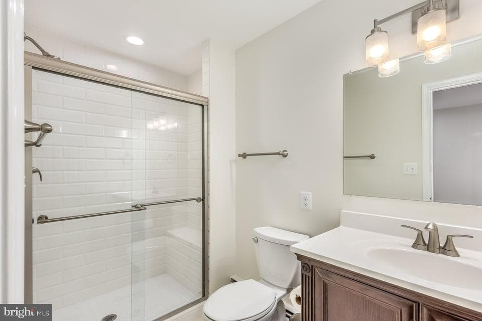 8126 Blandsford Drive photo 29