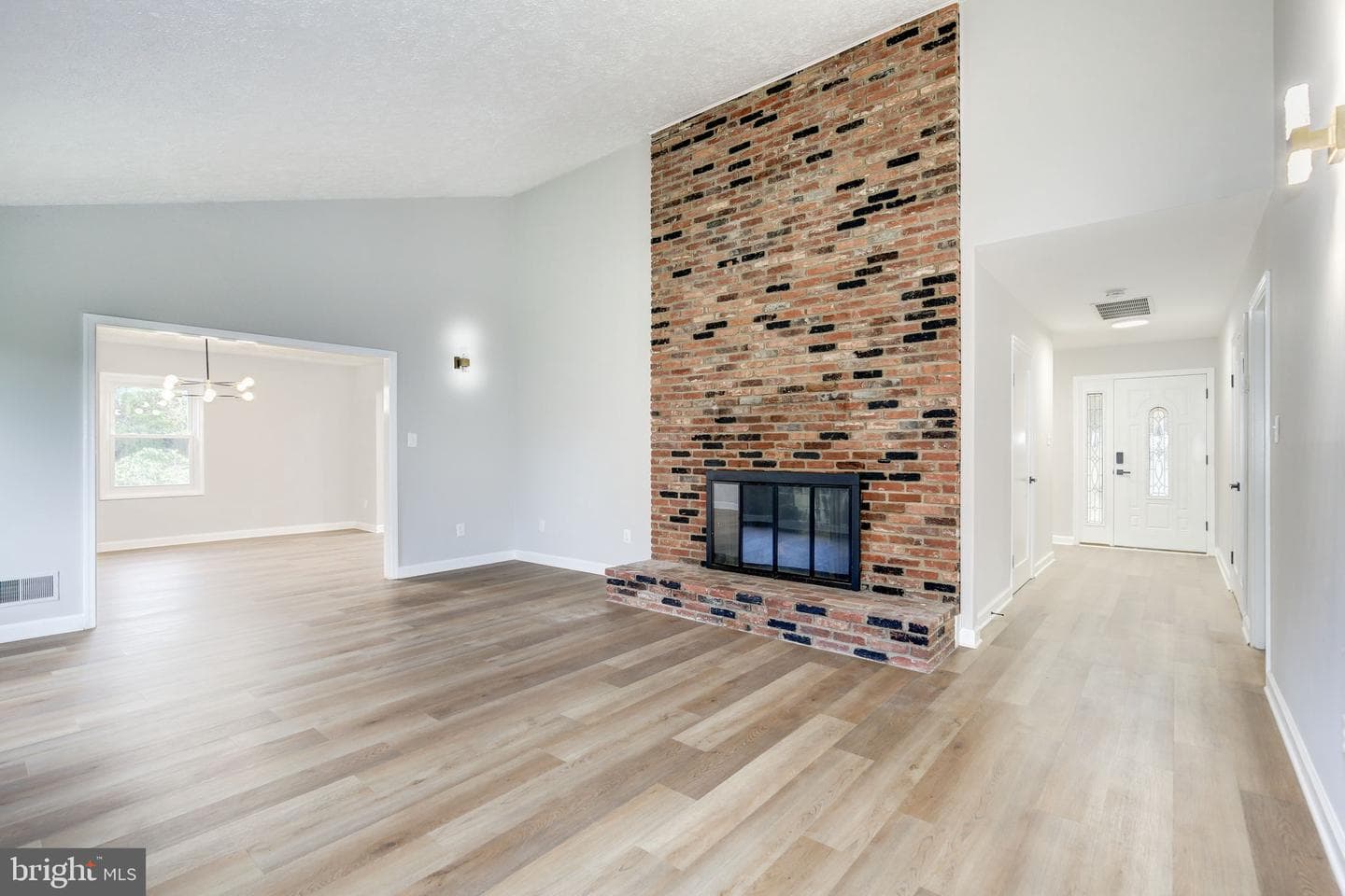 9197 Broadlands Lane photo 33
