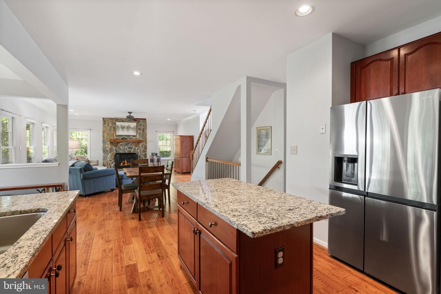 6374 Popwicke Court photo 23