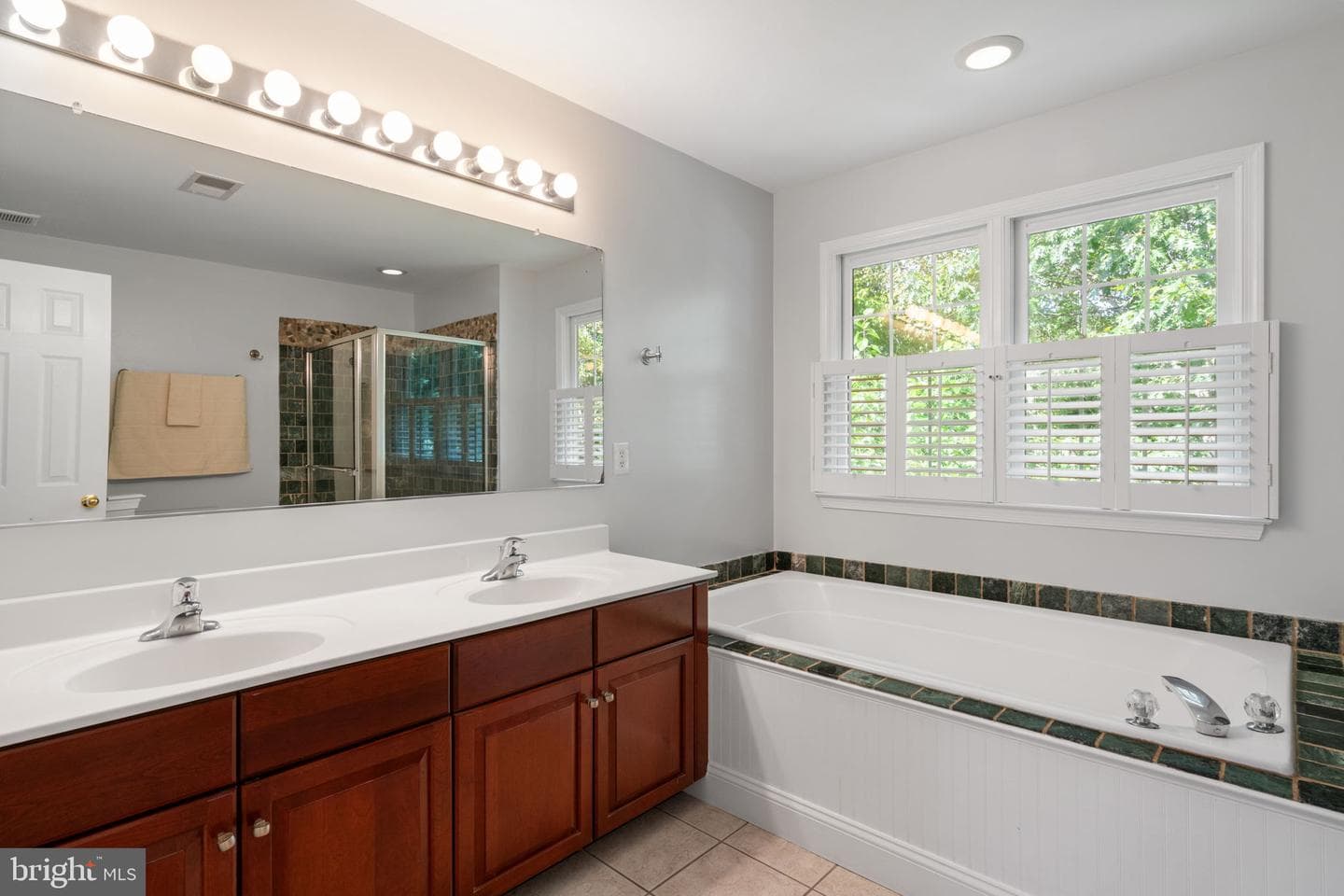 6374 Popwicke Court photo 34