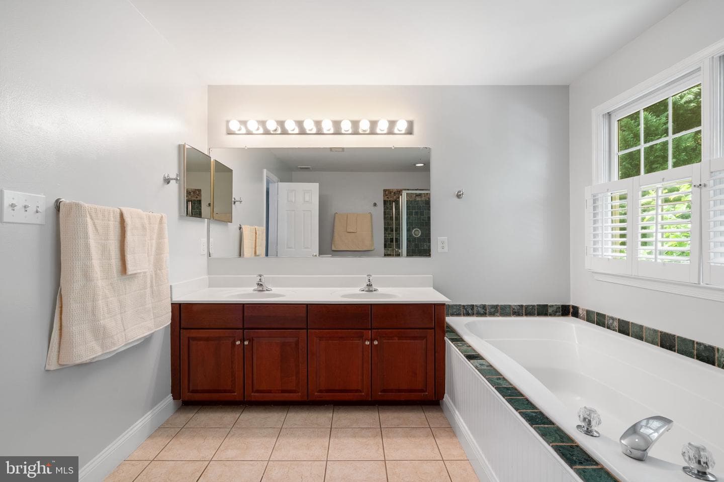 6374 Popwicke Court photo 36