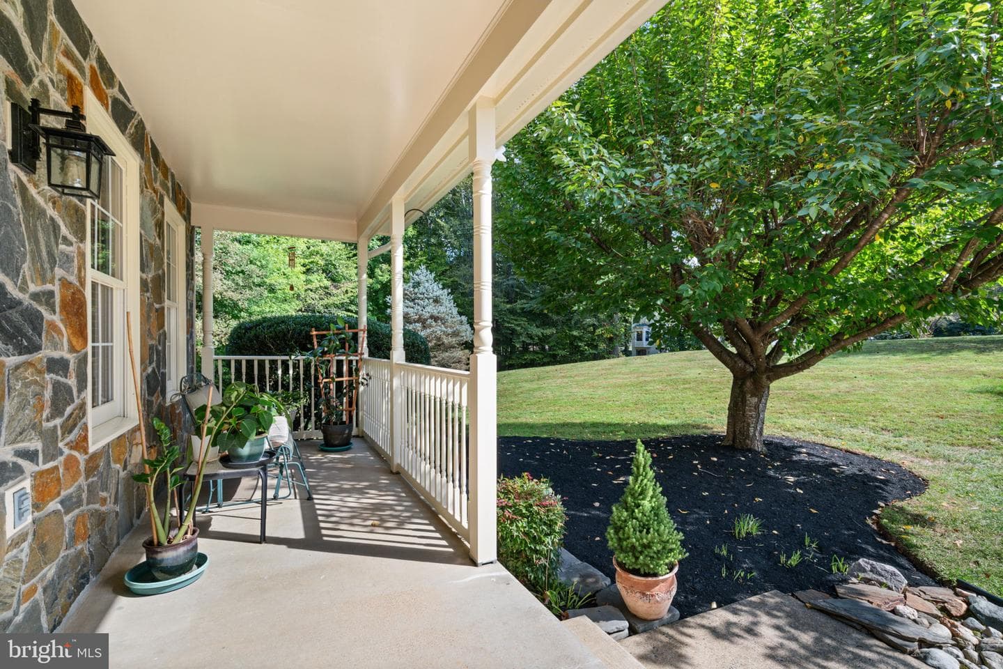 6374 Popwicke Court photo 5