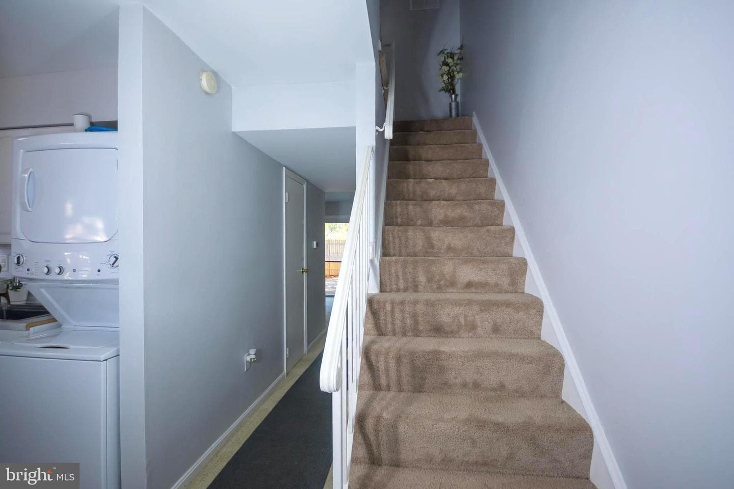 8385 Irongate Way photo 20