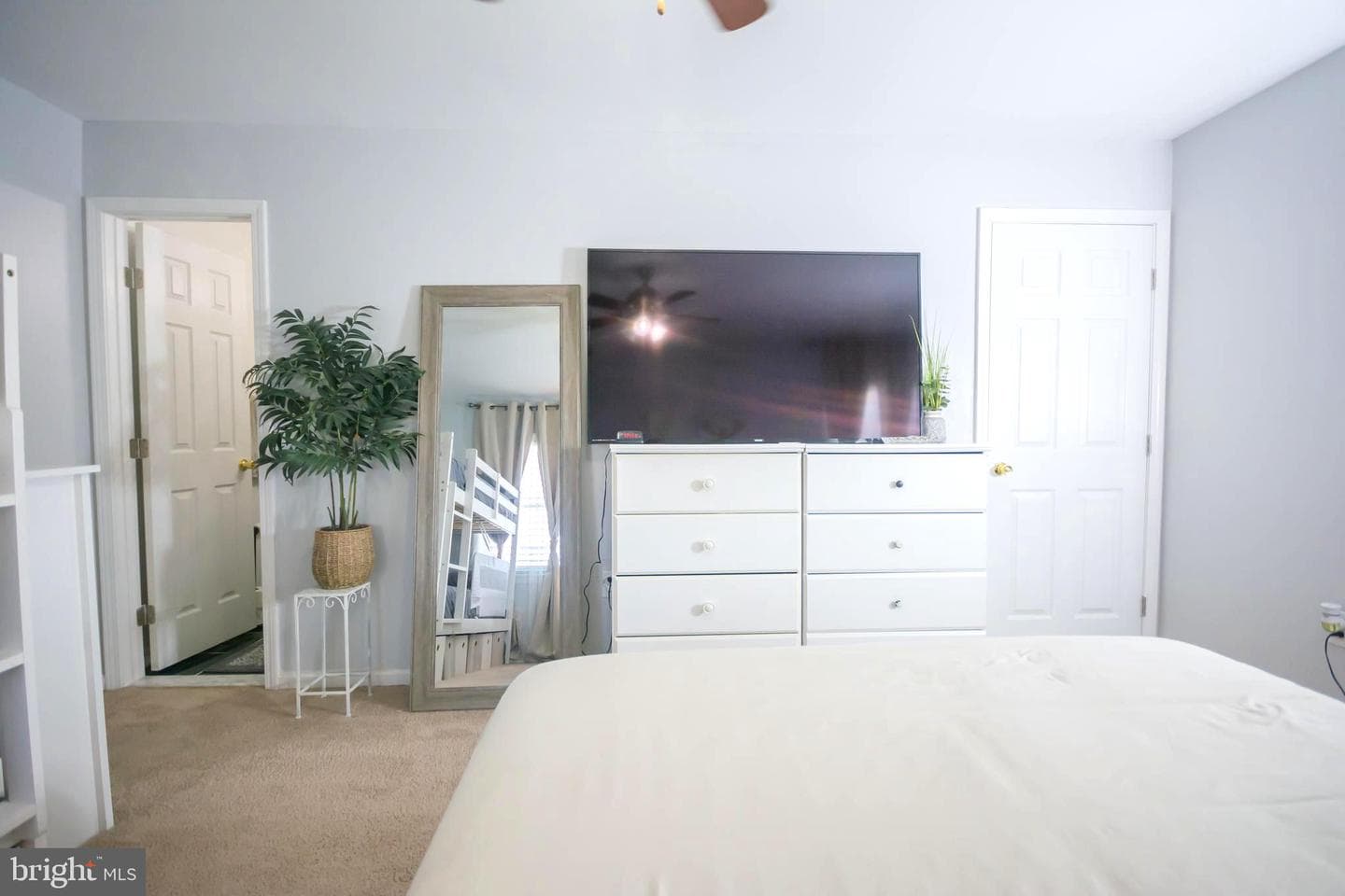 8385 Irongate Way photo 25