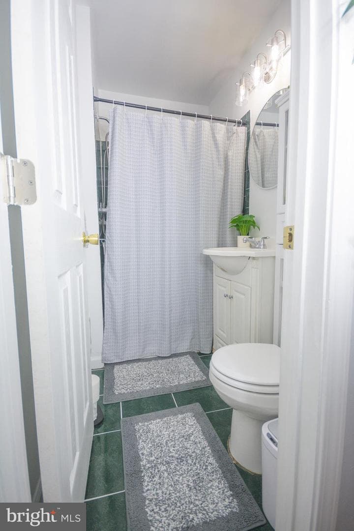 8385 Irongate Way photo 27