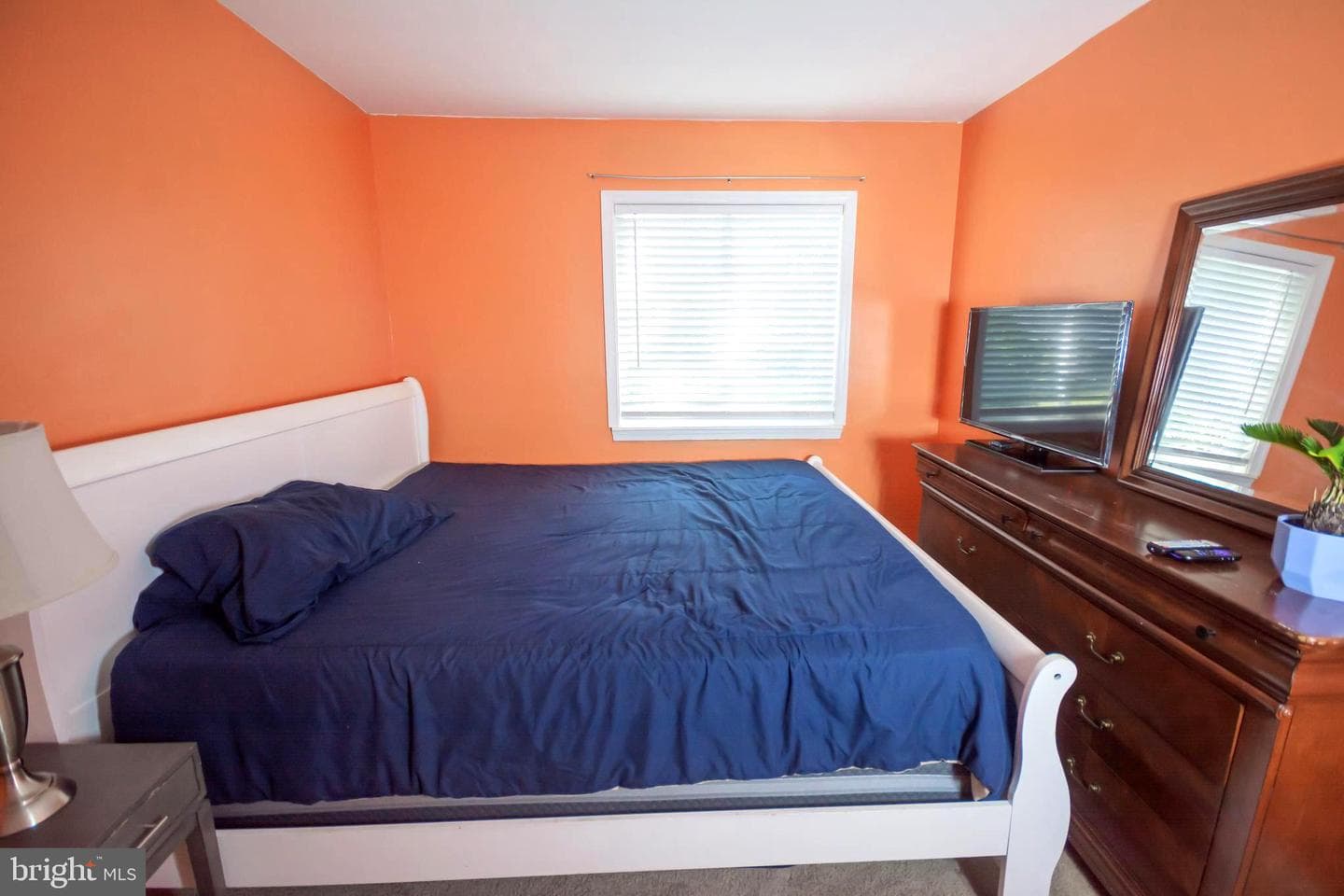 8385 Irongate Way photo 32