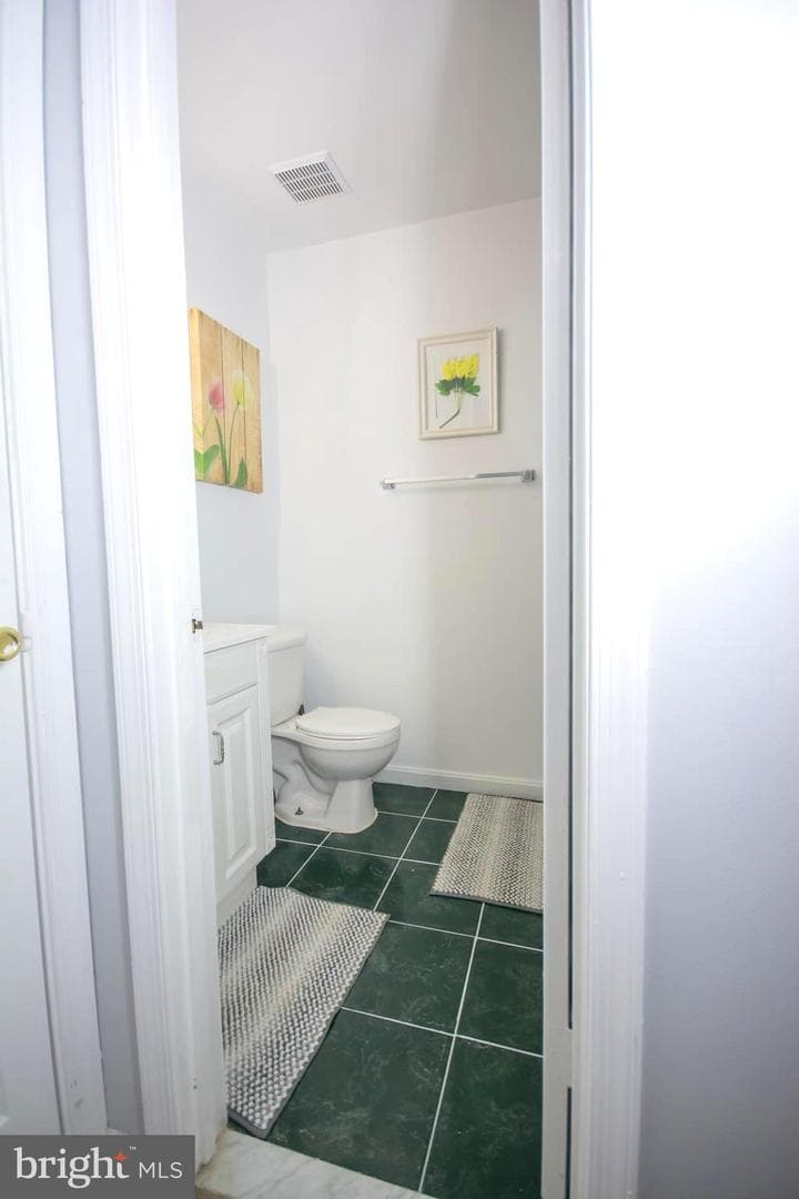 8385 Irongate Way photo 37