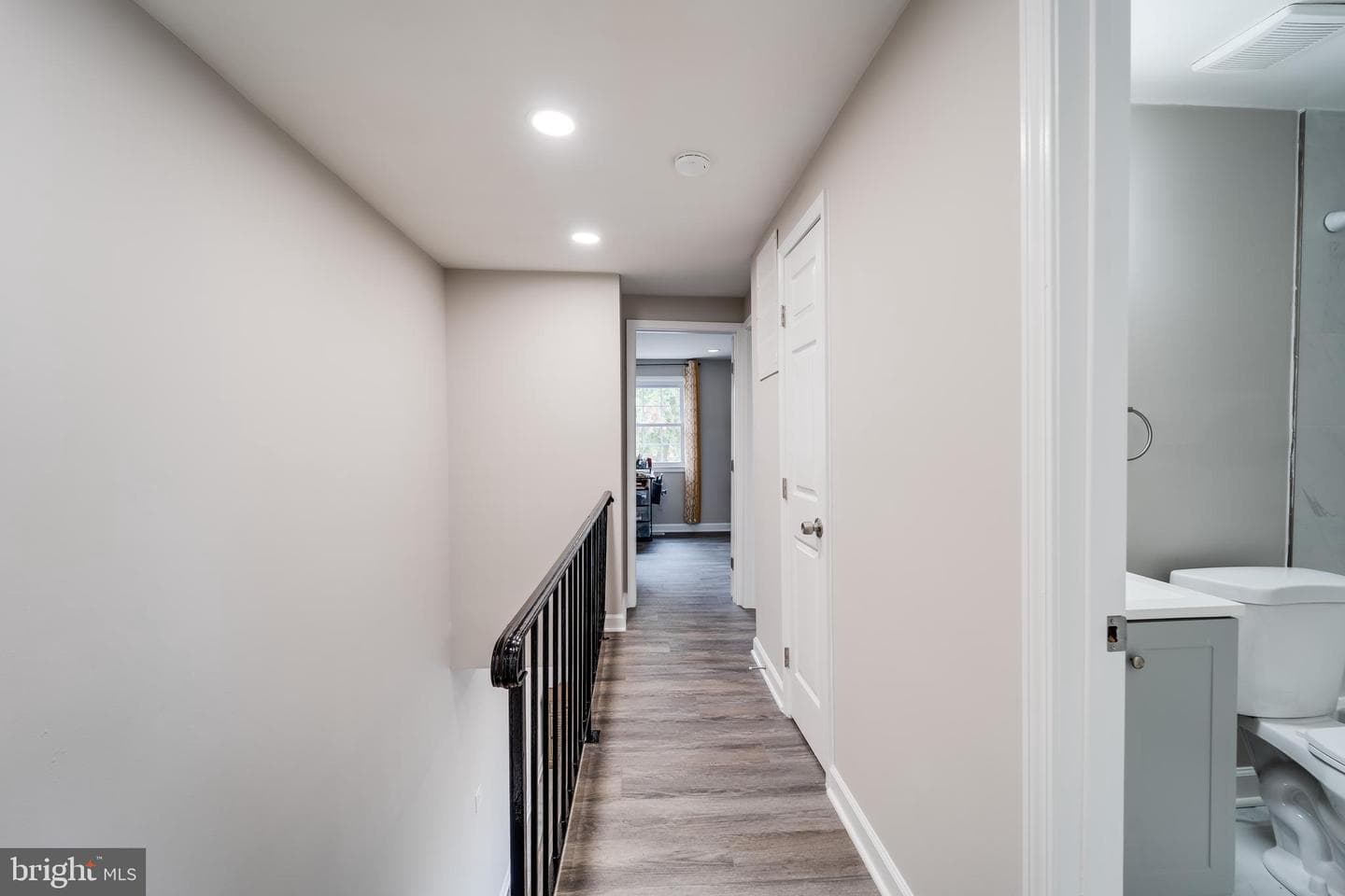 1717 Fort Henry Court photo 12