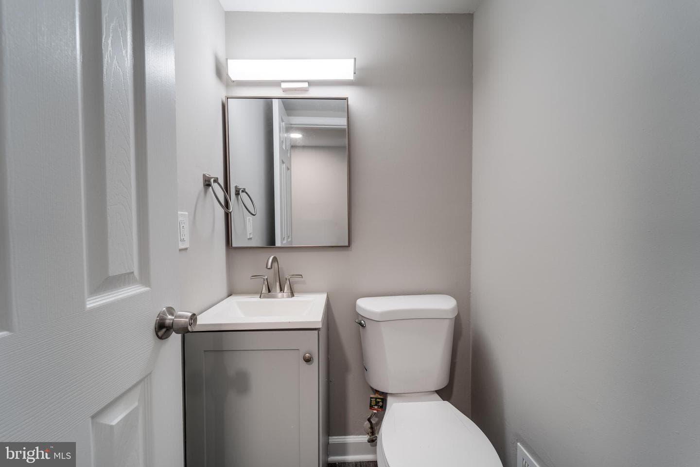 1717 Fort Henry Court photo 15