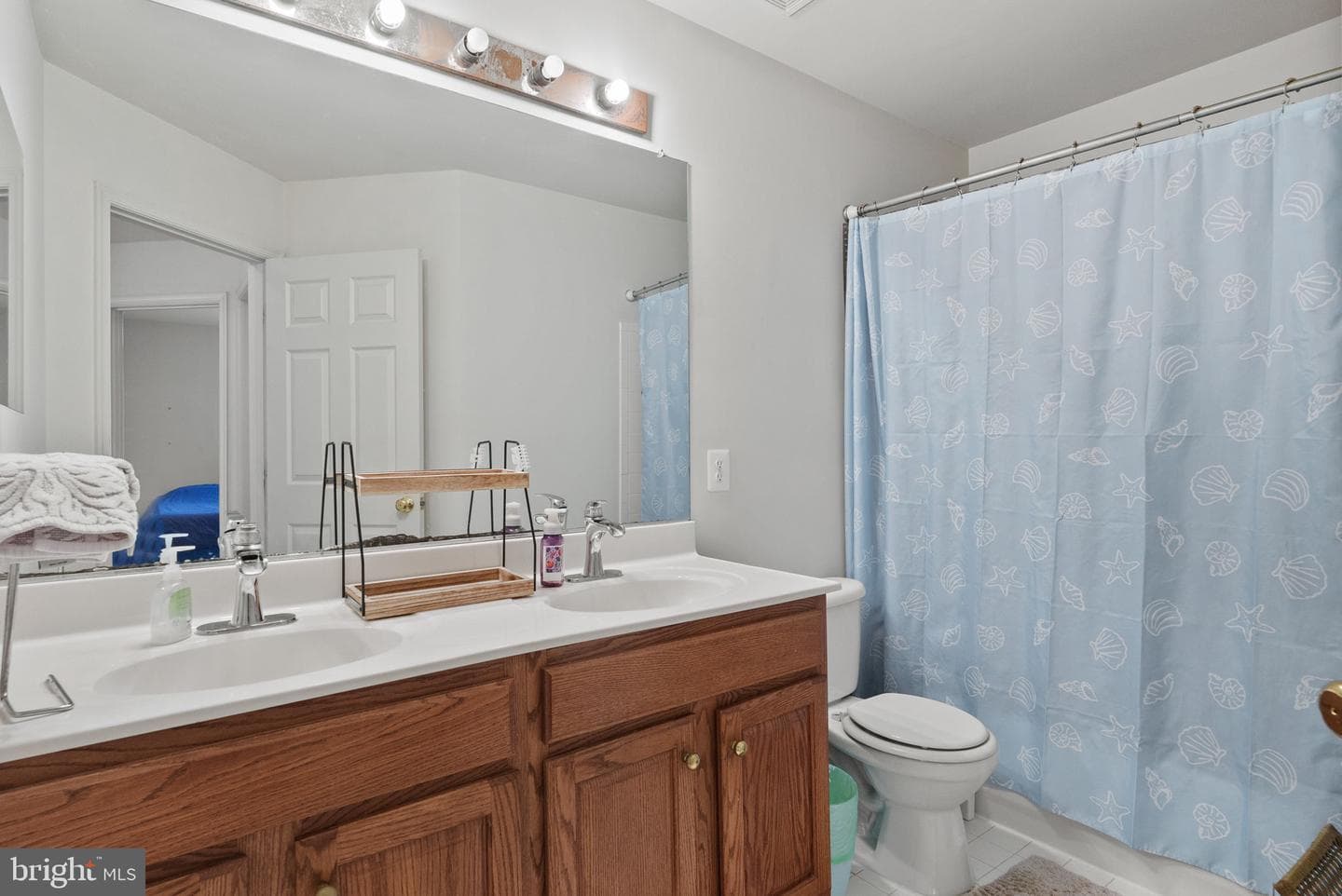 9404 Buckhall Farm Court photo 21