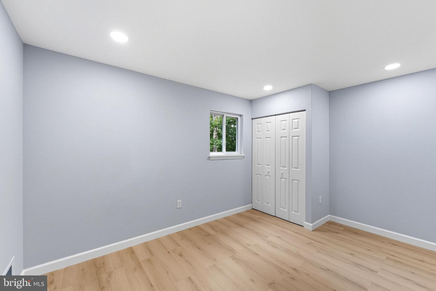 12605 Oakwood Dr photo 22