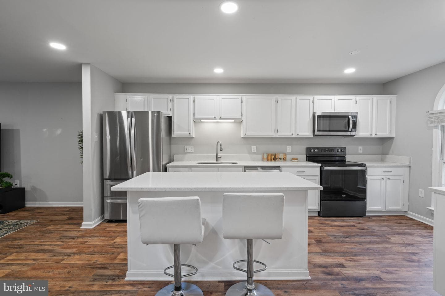 12438 Abbey Knoll Court photo 6