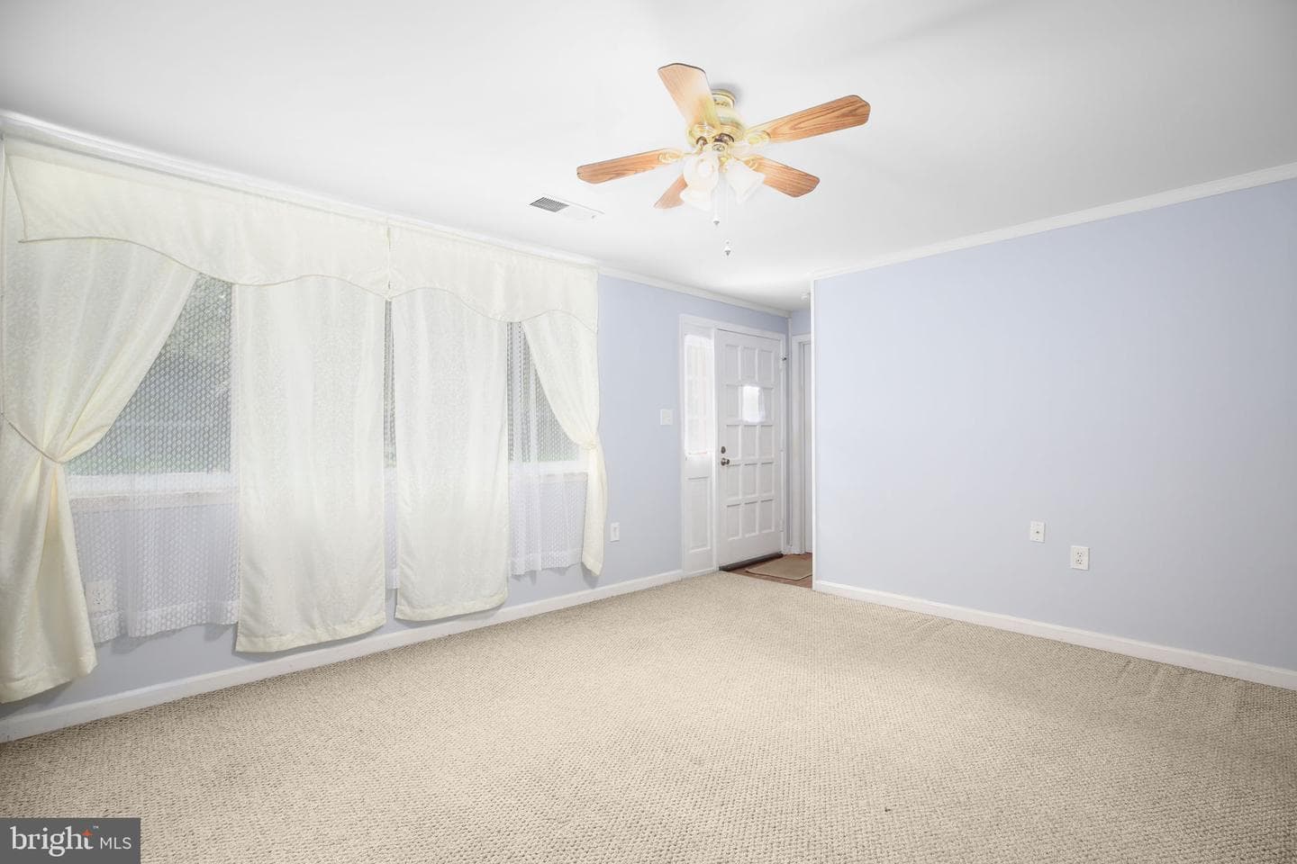 19007 Red Oak Lane photo 5