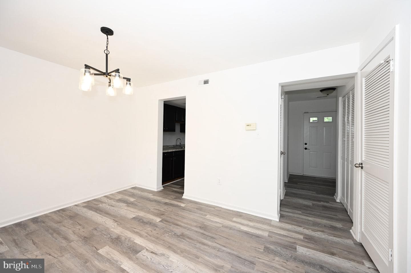 3513 Legere Court photo 3