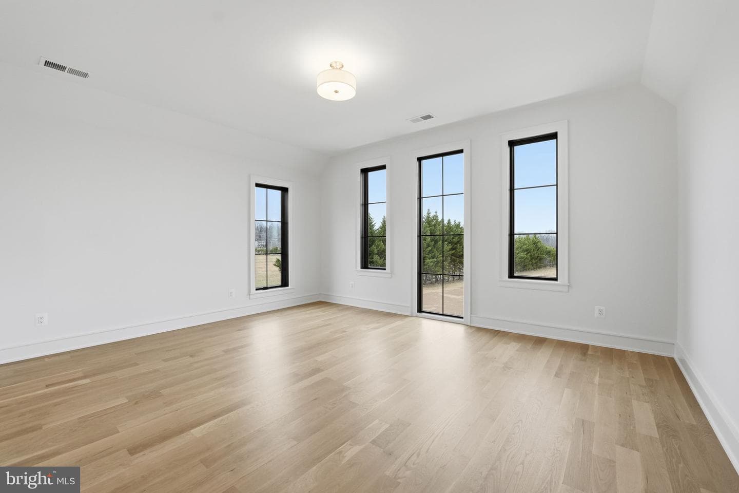 4410 Dogwood Tree Court photo 37