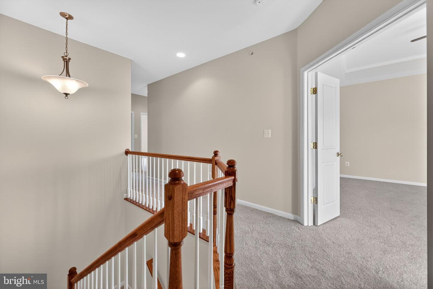8015 Crescent Park Drive photo 11