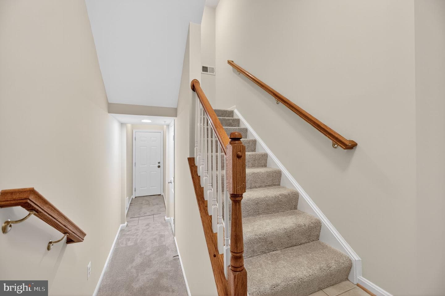 8015 Crescent Park Drive photo 2
