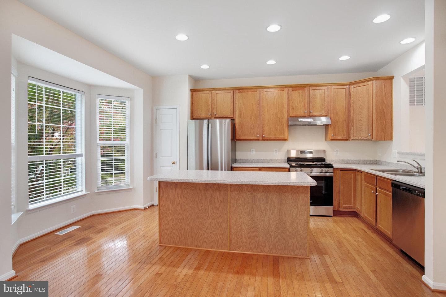 4903 Chaste Tree Place photo 15