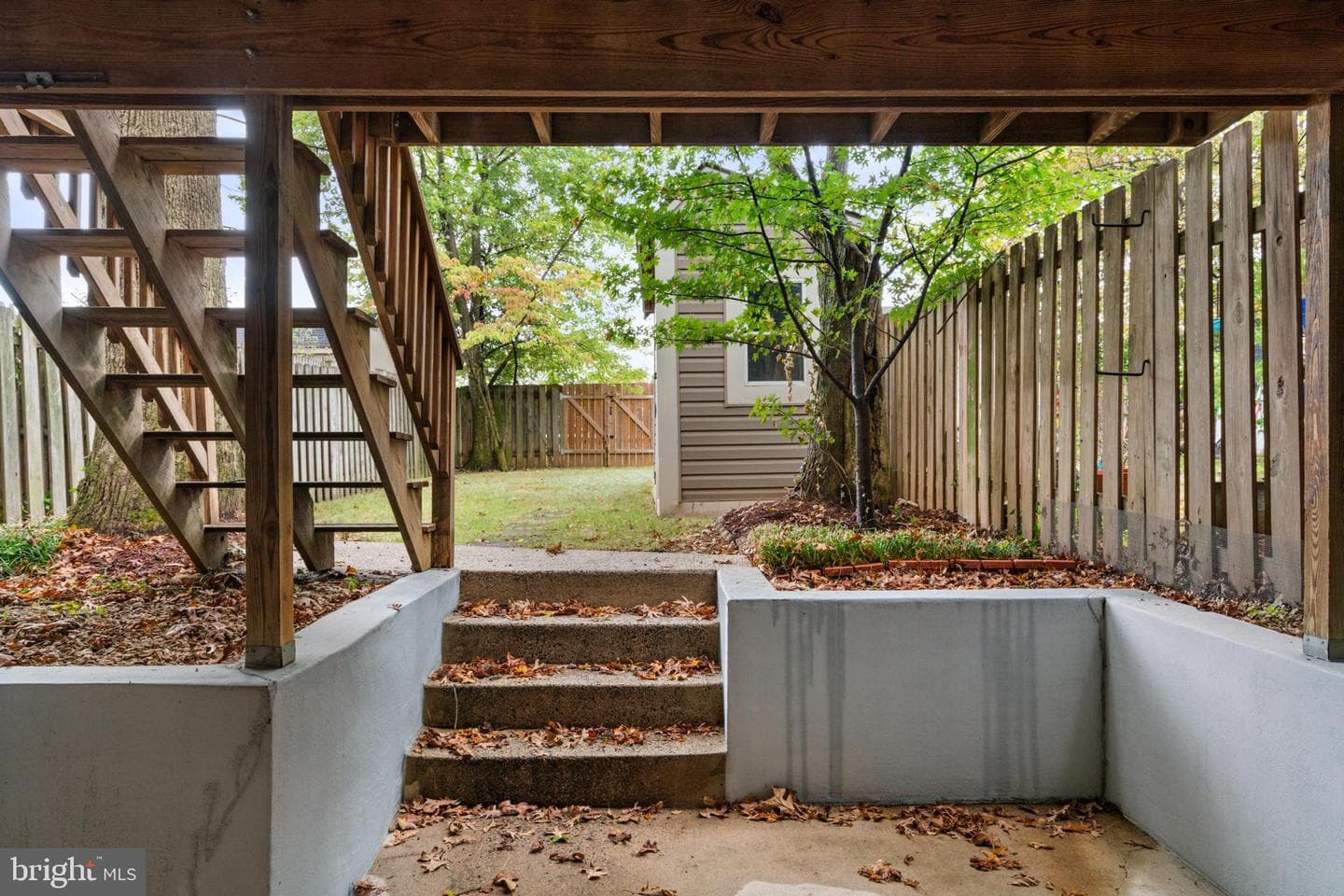 7608 Bland Drive photo 32