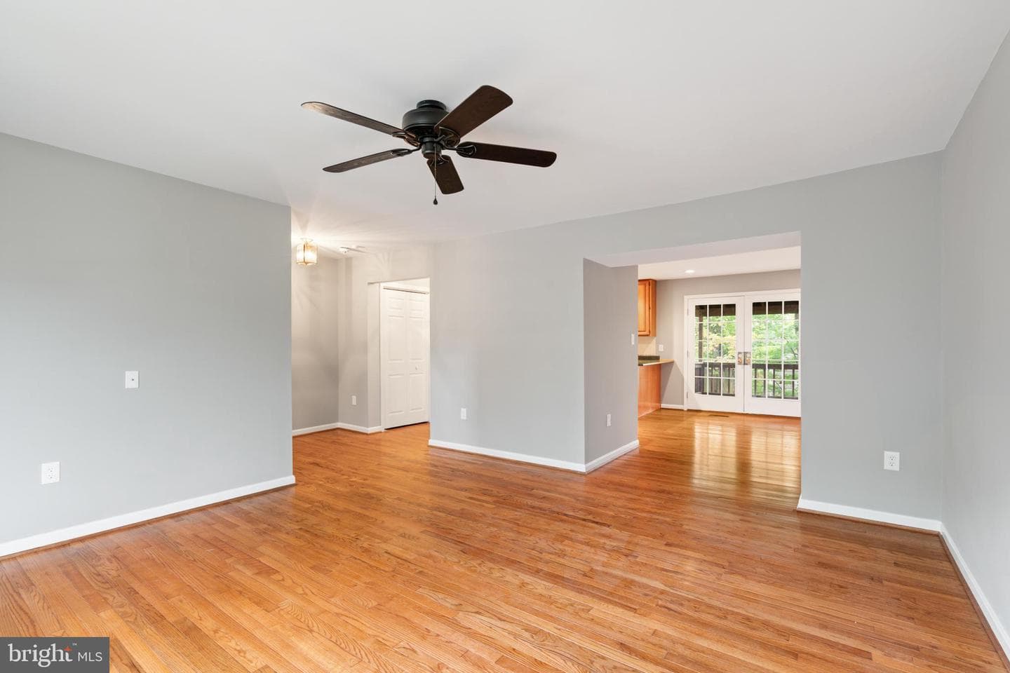 7608 Bland Drive photo 6
