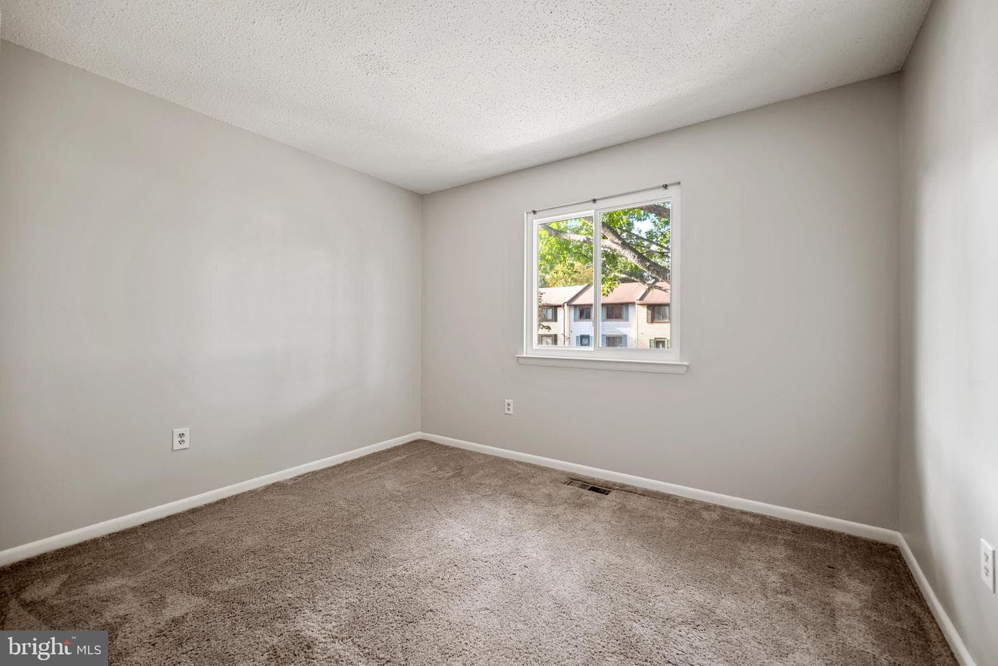 2549 Fox Ridge Court #68 photo 23
