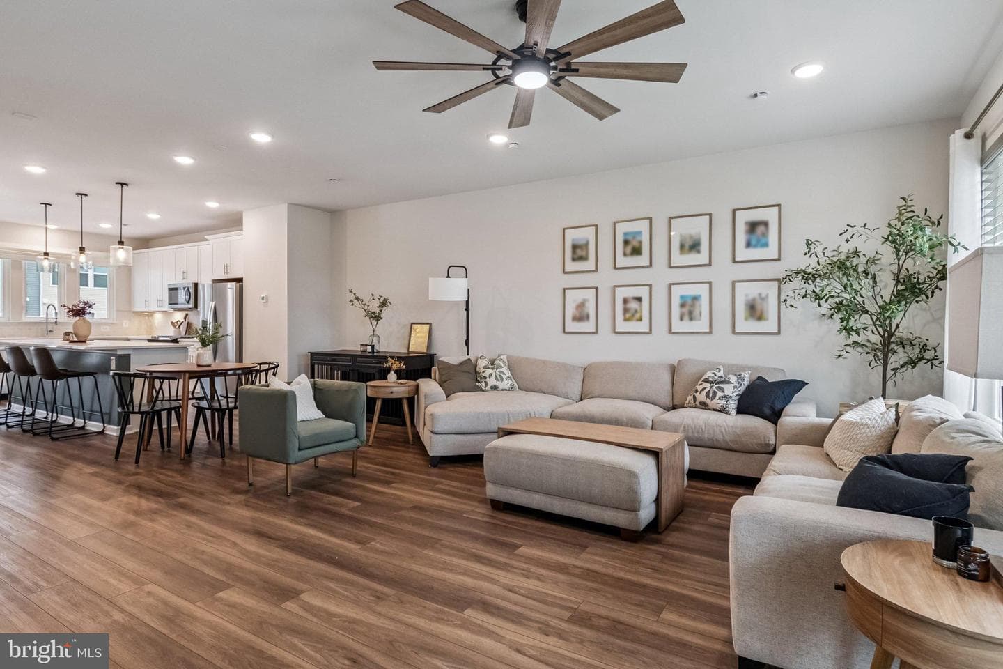 15055 Jaxton Square photo 11
