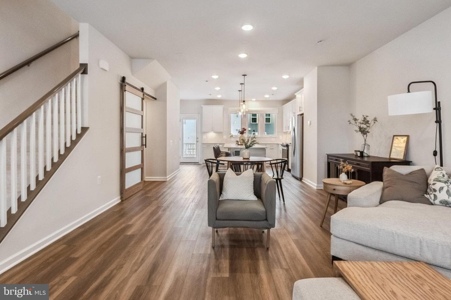 15055 Jaxton Square photo 13