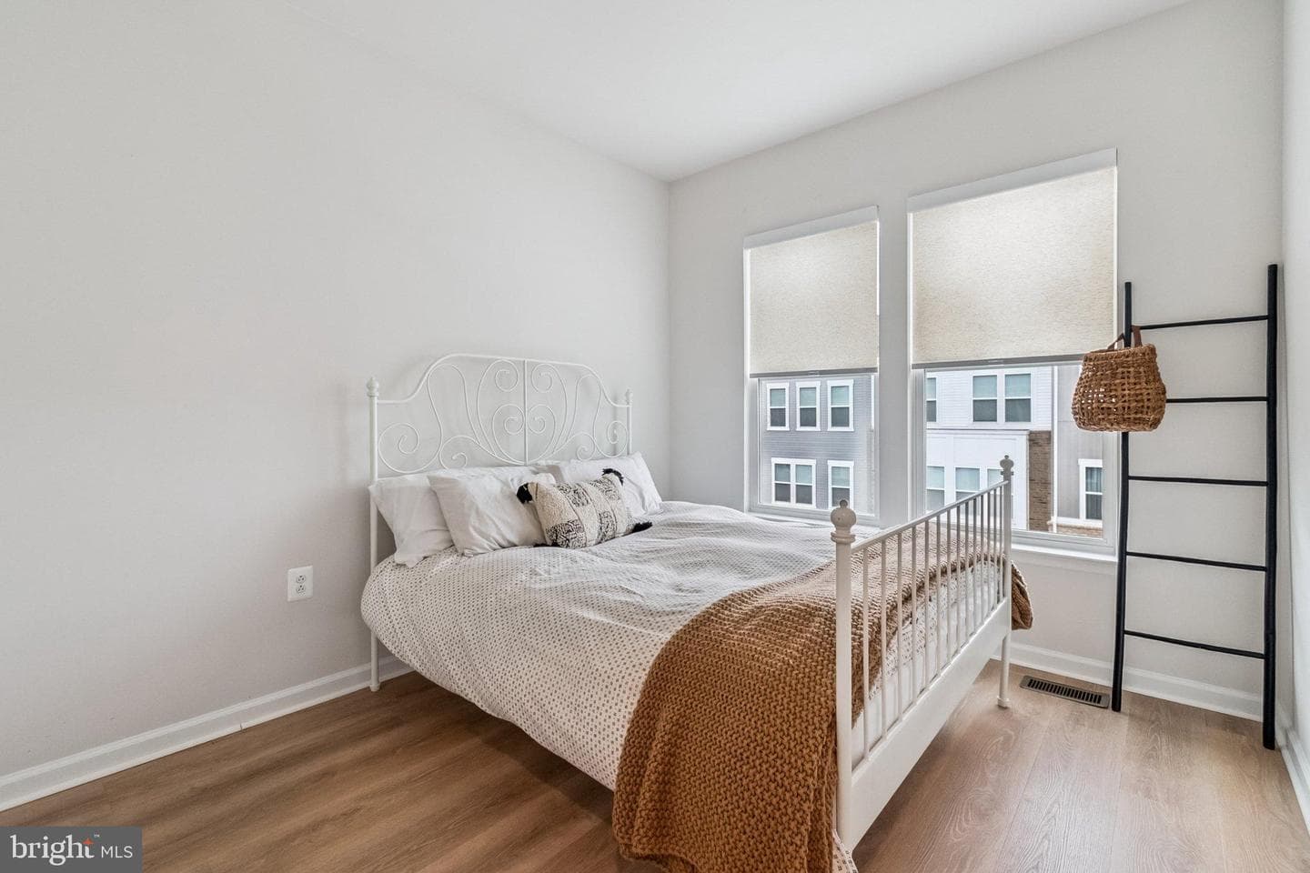 15055 Jaxton Square photo 22